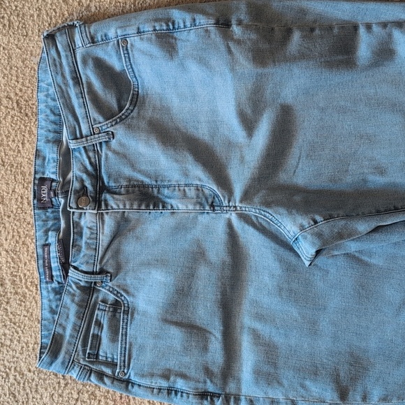 NYDJ Margot Girlfriend Light Wash Denim Jeans Size 14 W Petite - Picture 5 of 8